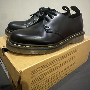 SOLD Dr. Marten’s